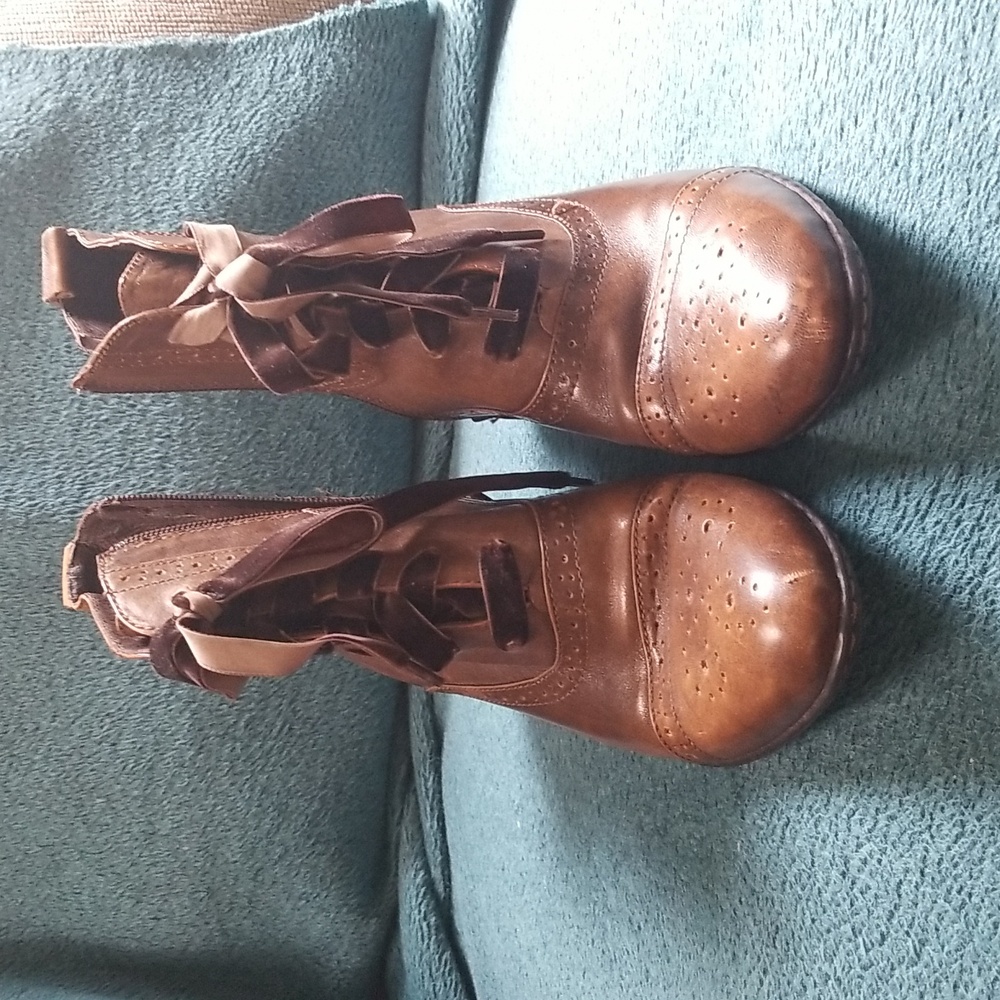 Born Boots